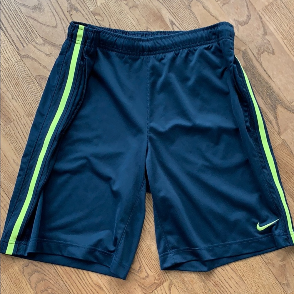 Nike Men’s medium shorts